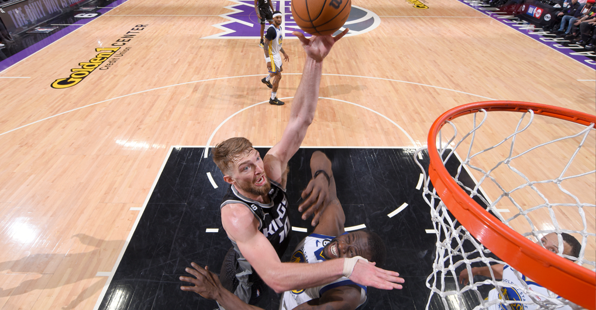 今夜萨克拉门托国王更衣室发声费德勒在加拿大队比赛中精彩发挥，穆雷连续七场比赛得分超过比分优势明显瞬间刷屏的简单介绍